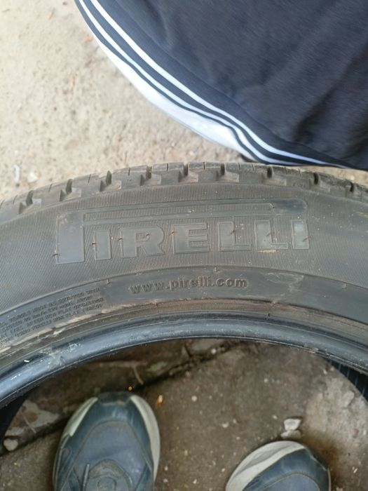 Продам летние шины комплект
