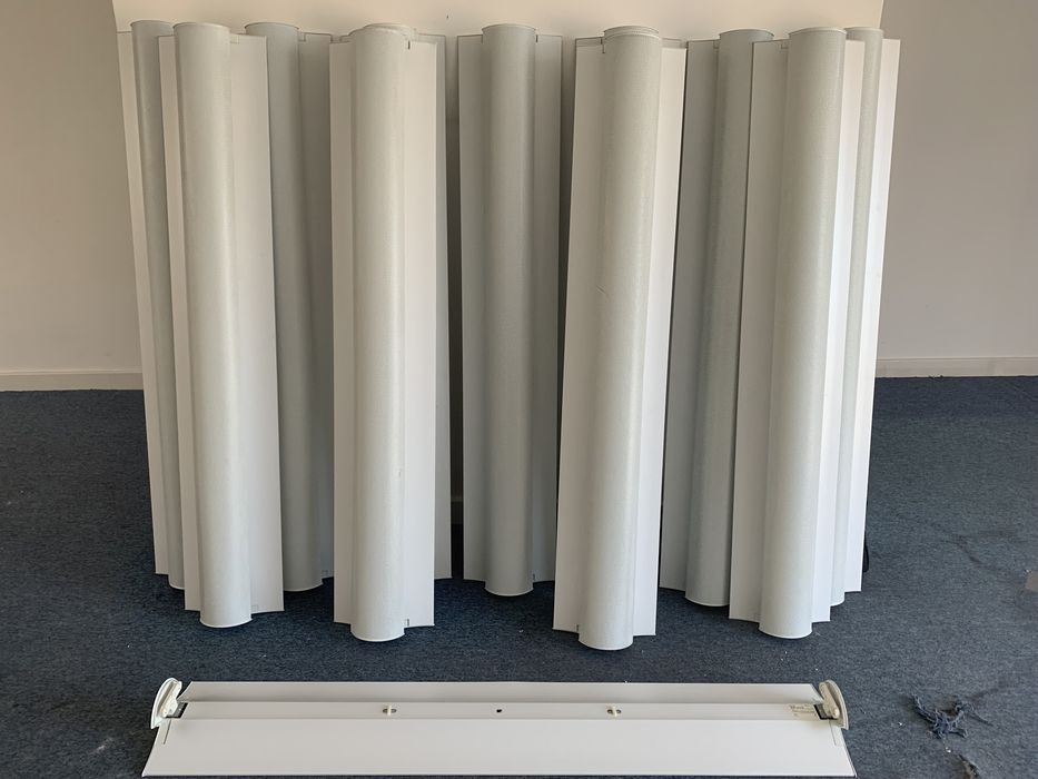 Corpuri de iluminat cu tub neon