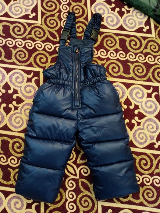 Продам детскую куртку