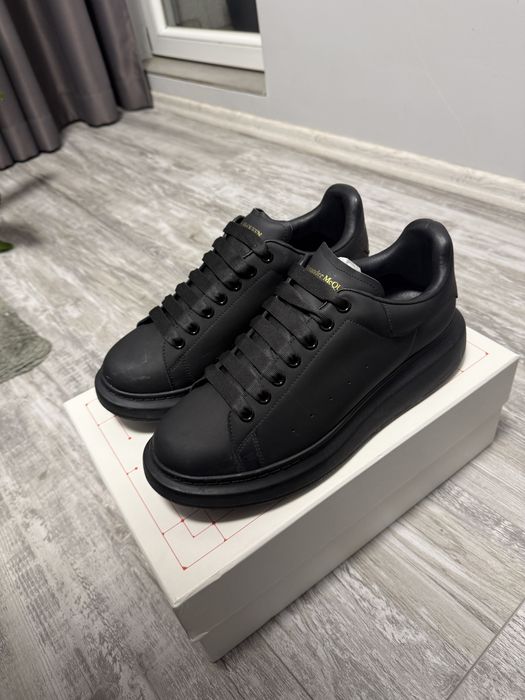 Обувки Alexander McQueen