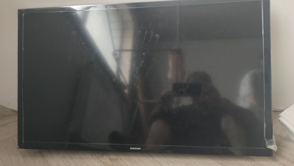 Самсунг телевизор сатылады