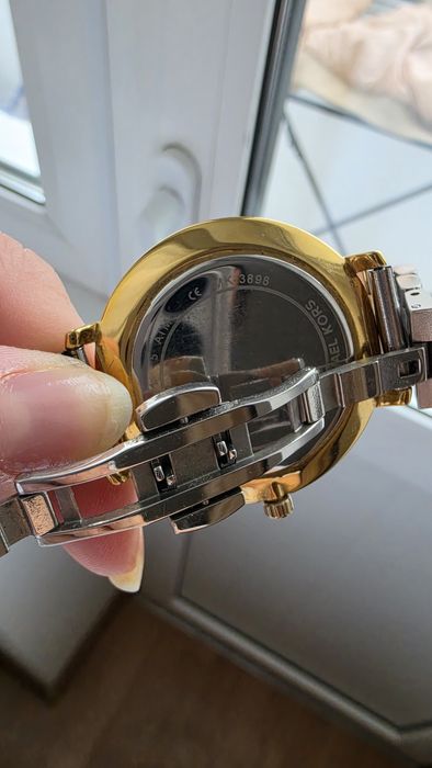 Часы женские Michael Kors