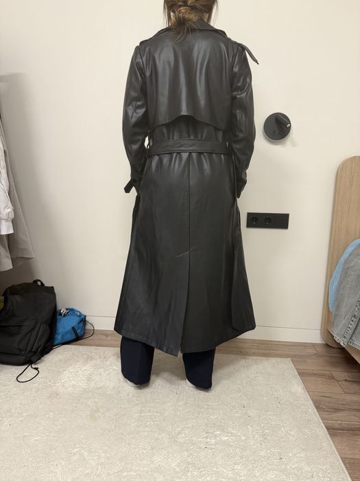 Тренч черный в тренде