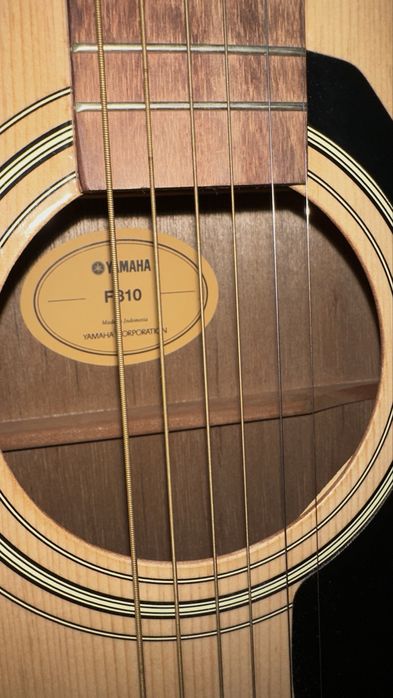 Yamaha F310, гитара + чехол в идеальном состоянии