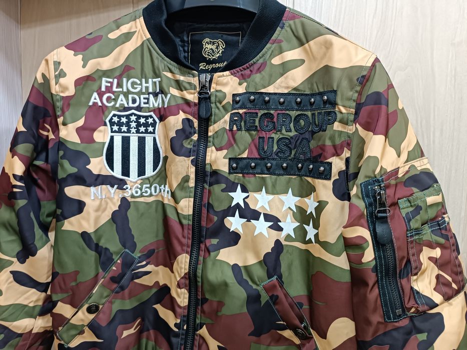 Оригинальный бомбер Regroup