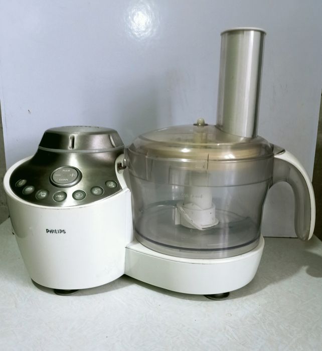 Продам кухонный комбайн