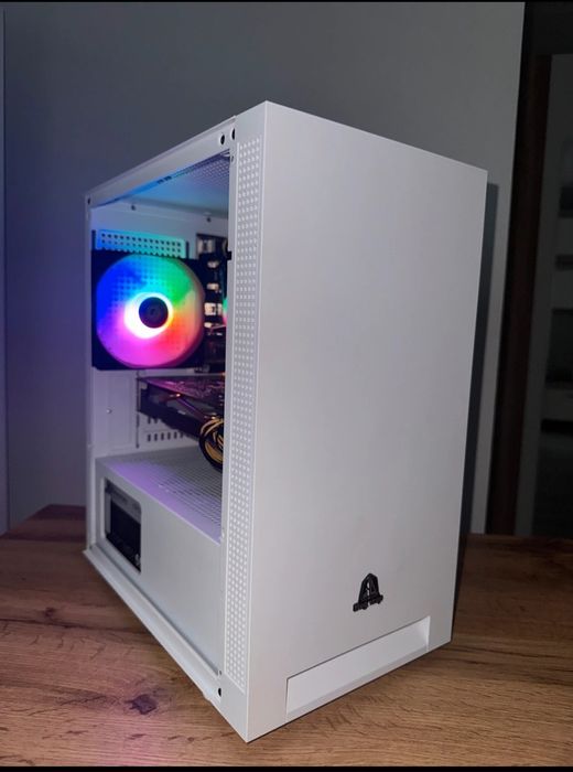 Pc pentru light gaming fără placă video