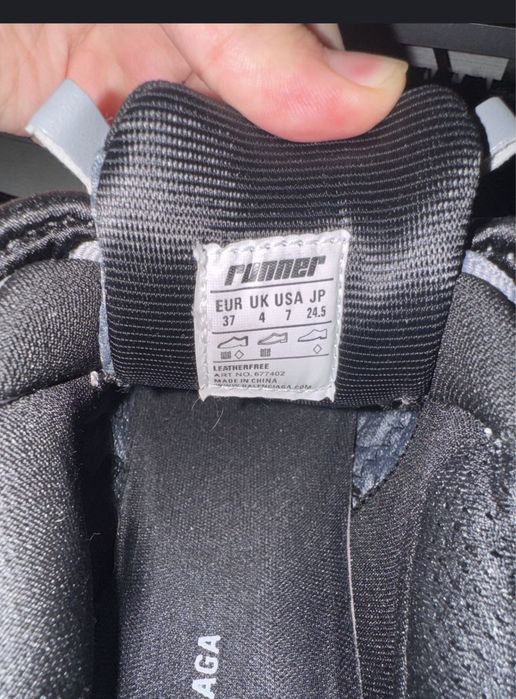 balenciaga runner