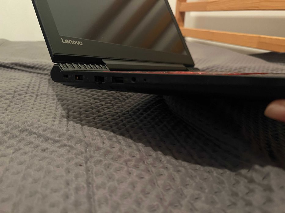 Lenovo Legion Y520 Мощен лаптоп за работа, програмиране, мултитаскинг и по-леки игри