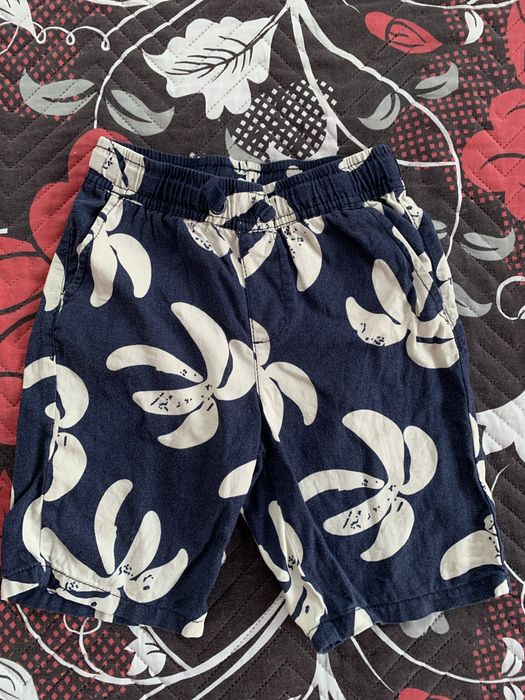 Къси панталони и дънки H&M