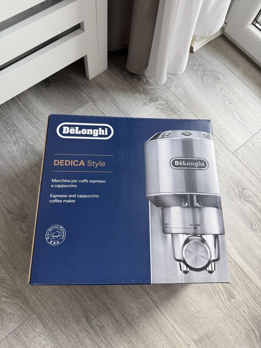 DeLonghi Dedica Style EC685.M EX4 1450W - Nou - Sigilat