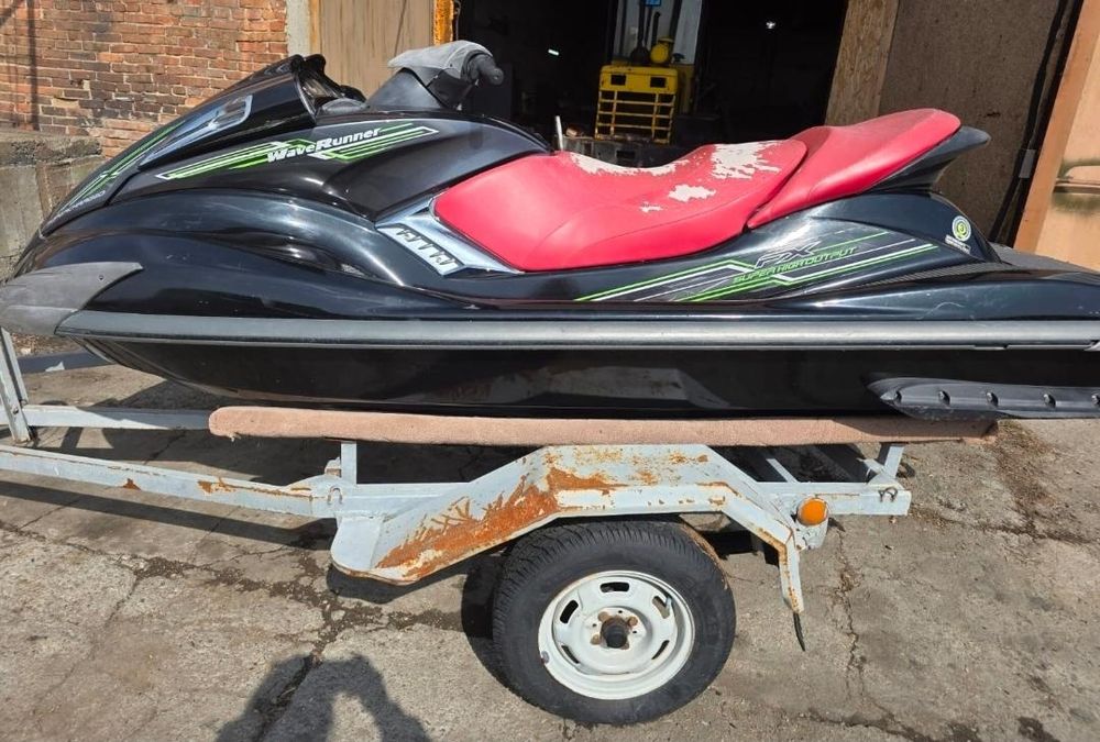 Гидроцикл Yamaha не на ходу