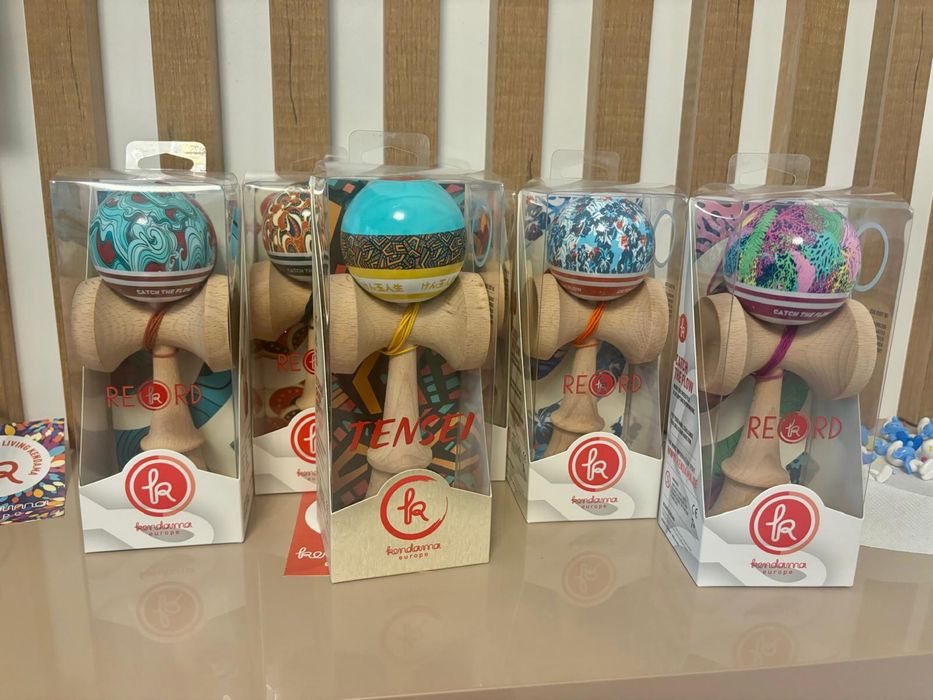 Vand Kendama Europe Record Liquid Love MC