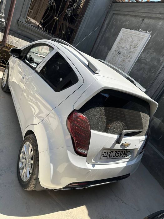 Spark sotiladi 2020- yil  55.000 yurgan xolati zor navarotlari bor