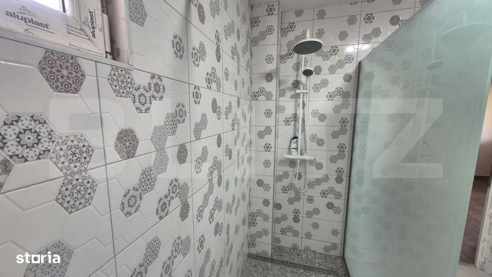 Casa cu 3 dormitoare de vanzare, 150 mp, teren 1345 mp, zona Lazuri