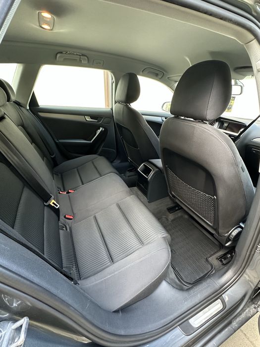 VÂND AUDI A4 B8 FACELIFT 2013 – 2.0 TDI 142 CP – AUTOMAT - 320.000 KM