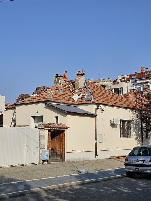 Хидроизолация ремонт на покриви отстраняване на течове монтаж улуци