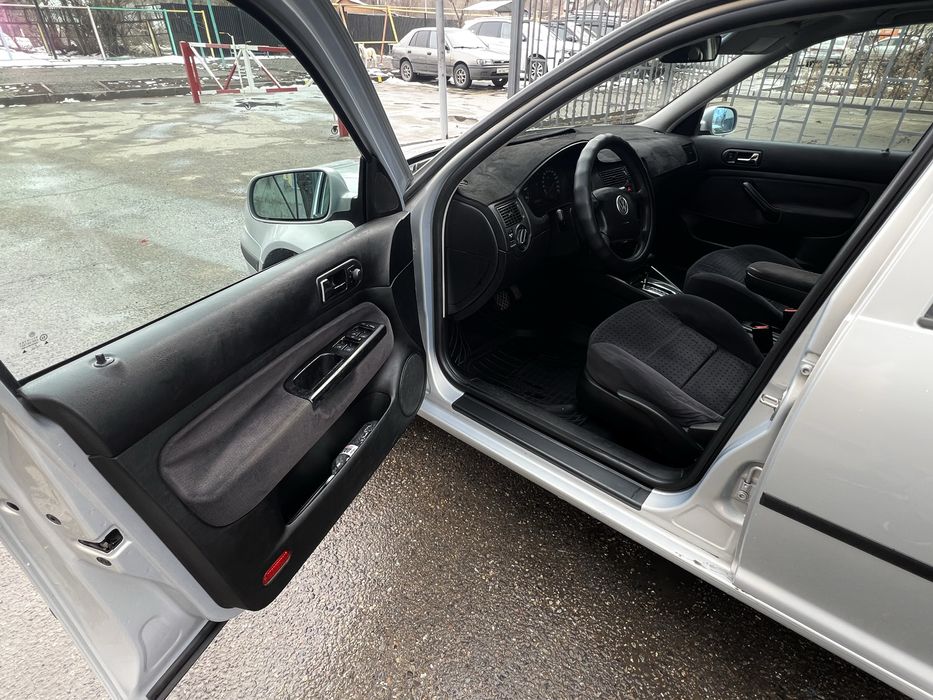 Фольсваген Гольф-4