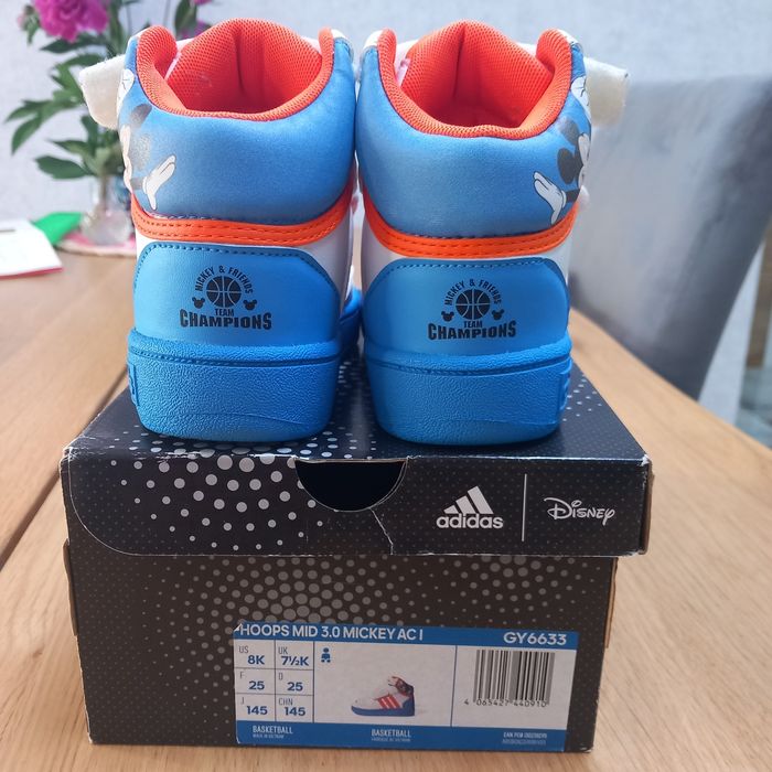 Маратонки adidas Disney 25
