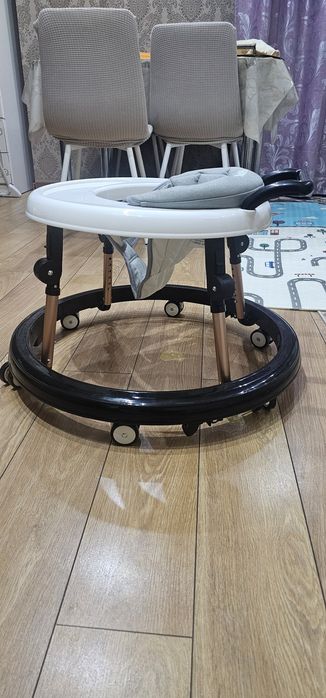 Продам ходунки детские