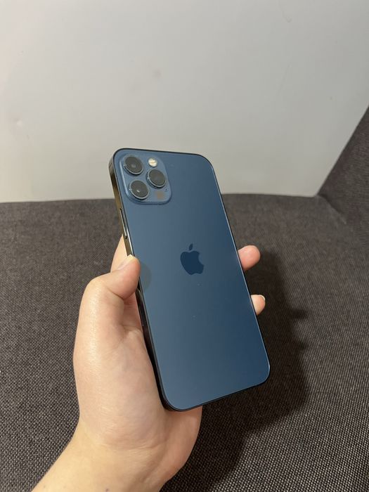 Айфон 12Про 256гб отличный