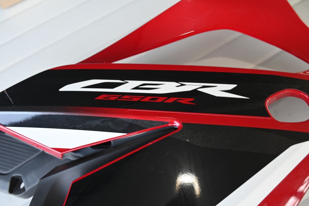 Honda CBR 650 R 21 - 22 Carena dreapta
