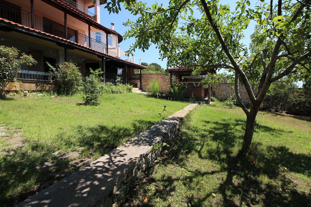 Продава се Къща в Свети Влас - 357 кв.м за 950 €/кв.м - Снимка #2