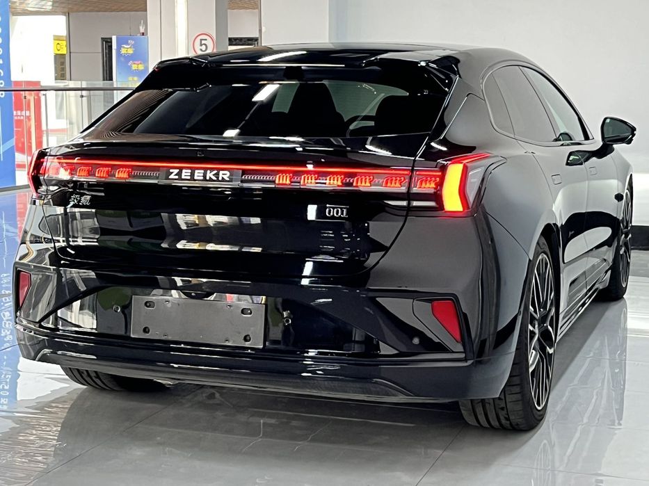 Zeekr 001 You 100 kw 3.3 секунд СИП Ташкент
