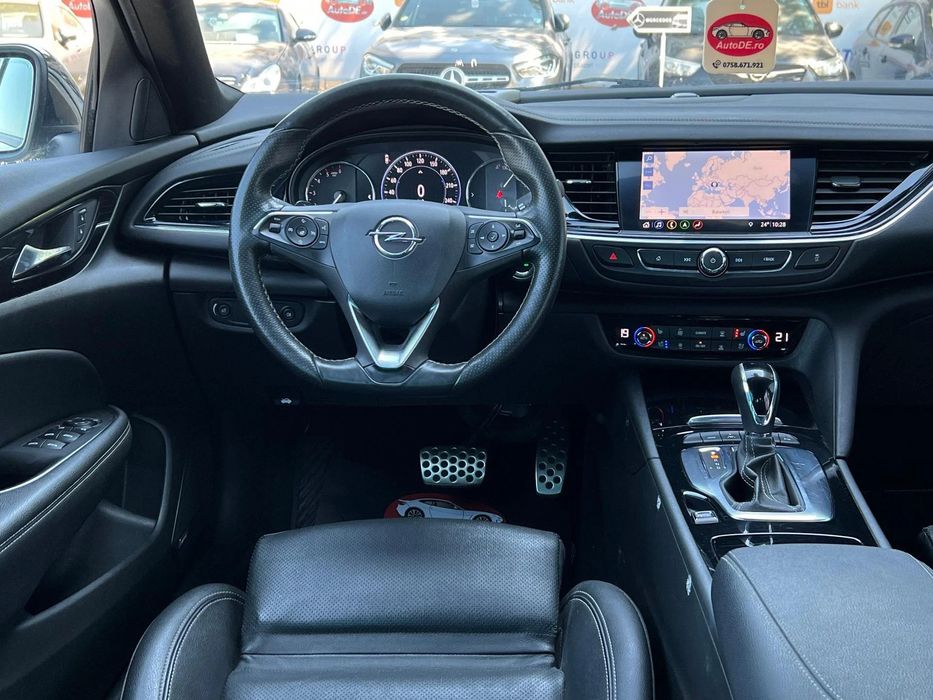 Vând Opel Insignia