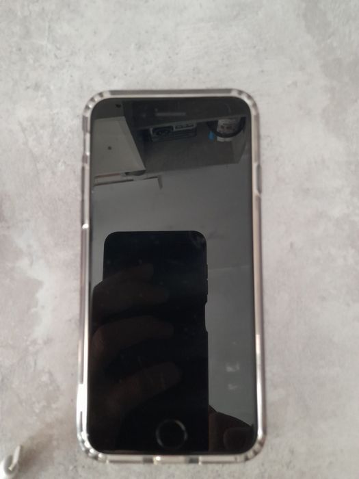 Iphone SE 3rd gen 128GB (2022)