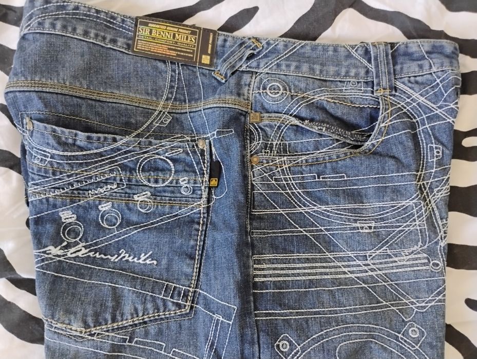 Маркови дрешки само тук