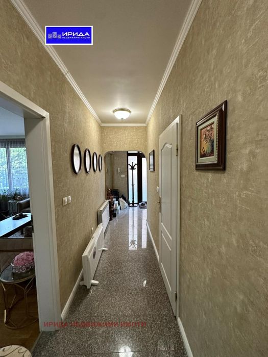 Просторен тристаен дизайнерски обзаведен  апартамент в Манастирски