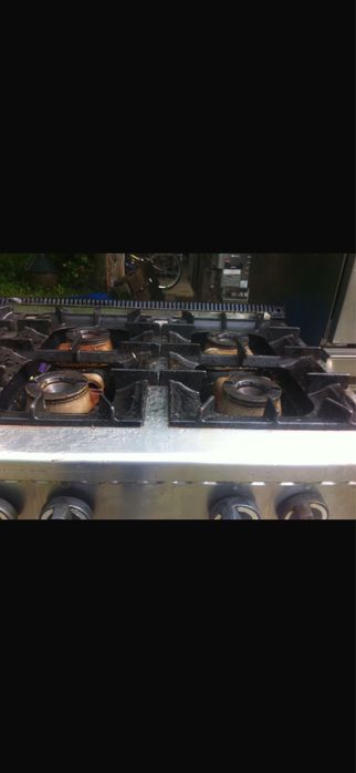 Aragaz profesional 6 ochiuri pe gaz