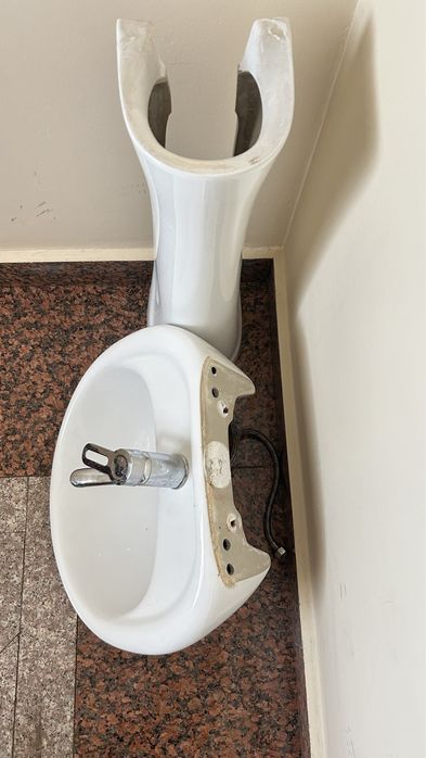 Раковина в ванную