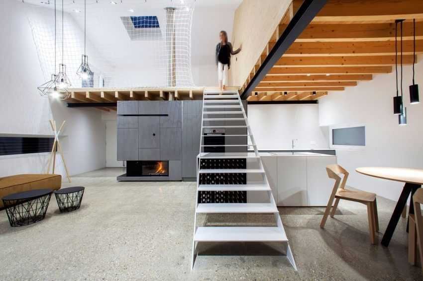 Антресольный этаж