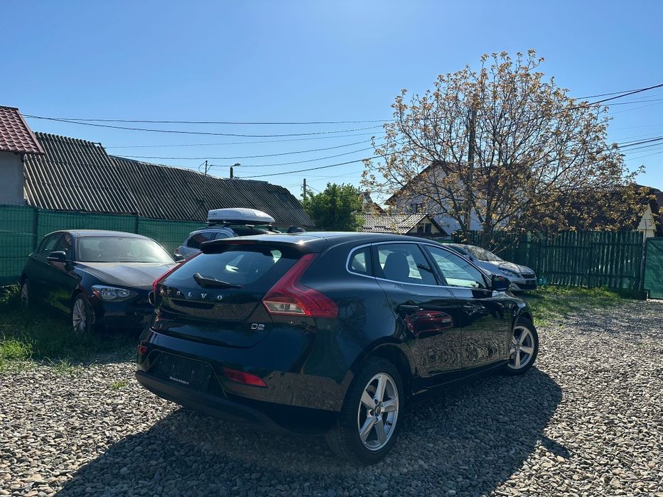 VOLVO V40-OCEAN RACE an 2015/ 2.0tdi-120cp/EURO 6/Piele/Navi Mare/Adus Recent!