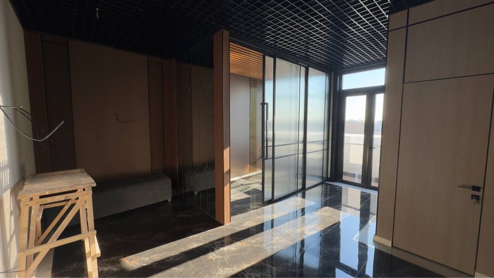 Аренда Офис ! Нест оне 7 этаж 42м2