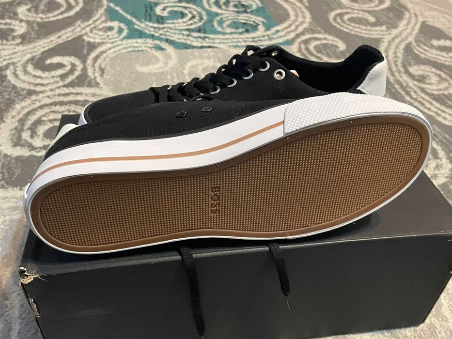 BOSS Sneakers- Aiden Tenn nr 41