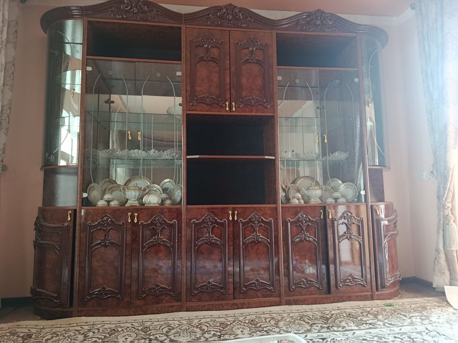 Продам стенку хорошом состояние