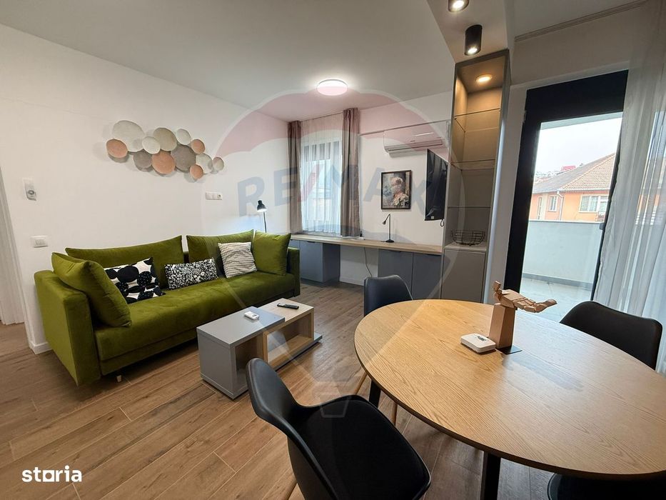 Apartament cu 2 camere de închiriat în zona Ultracentral