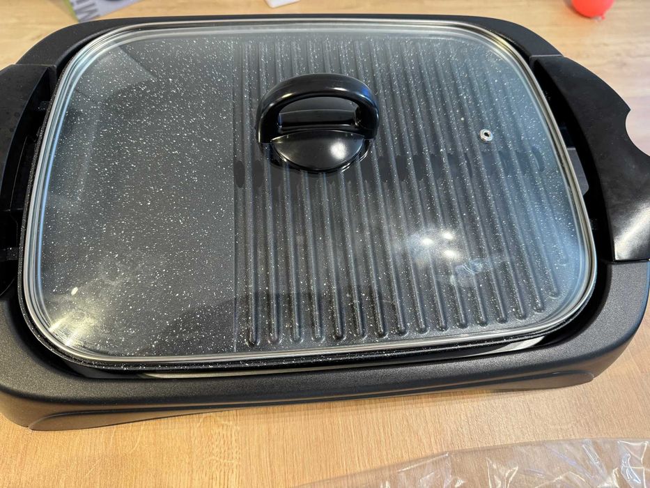 Електрическа скара Muhler със стъклен капак