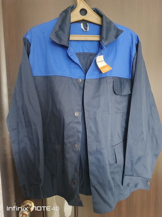 Продам спецовочные куртки