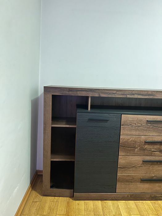 Спалня комплект Aiko с LED осветление + пейка + скрин