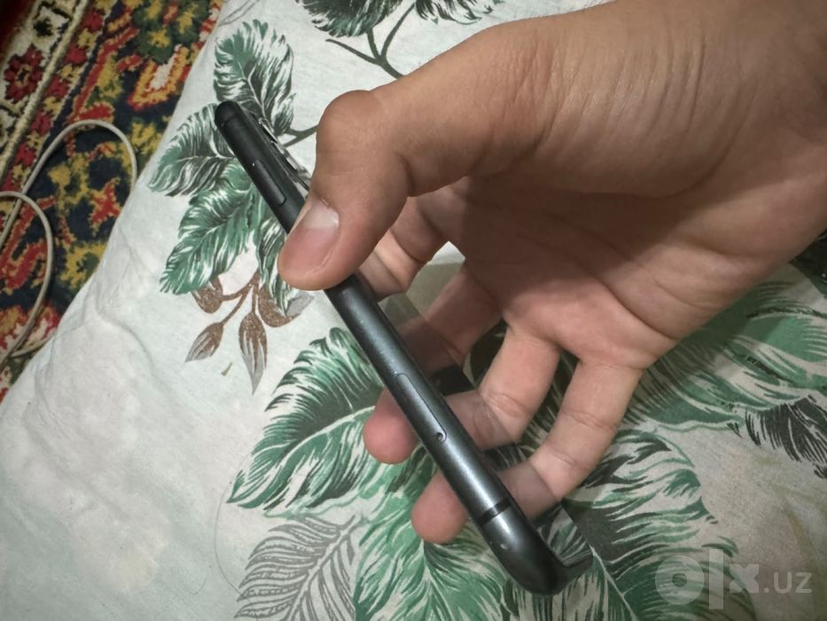 Iphone 11 хорошее состояние