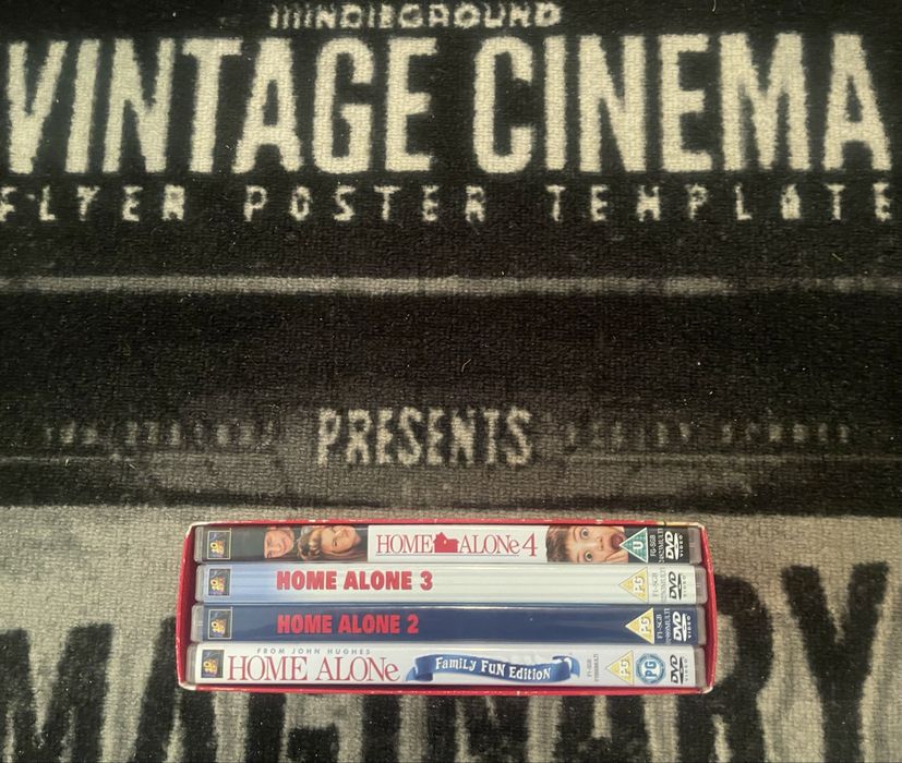 Filme Home Alone 1-4 DVD BoxSet Complete Collection ( Originale )
