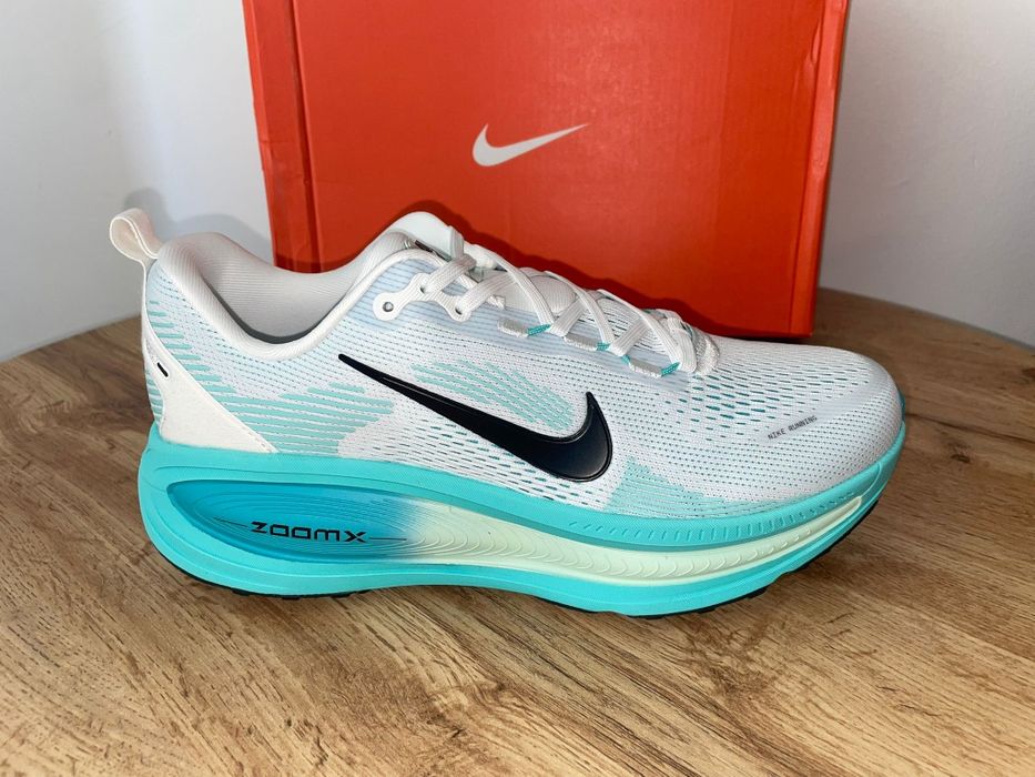 Incaltaminte NIKE Vomero 18 nr 41 si 42,5