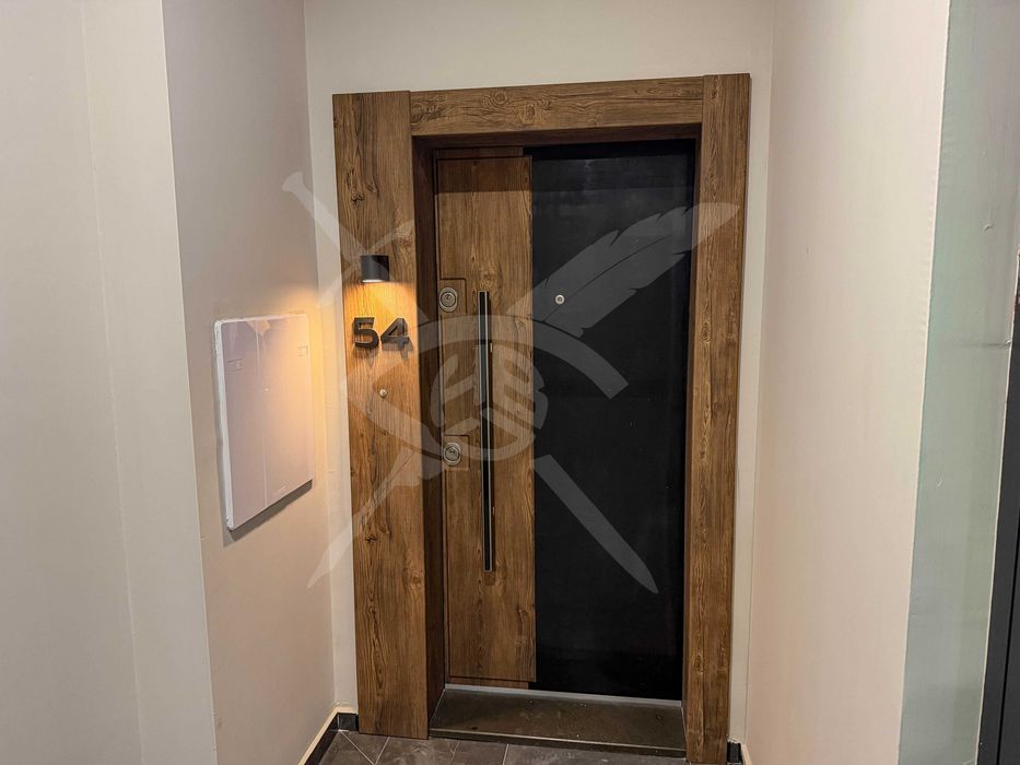 Продава се Тристаен апартамент в Пловдив, Христо Смирненски - 200 кв.м за 735 €/кв.м - Снимка #5