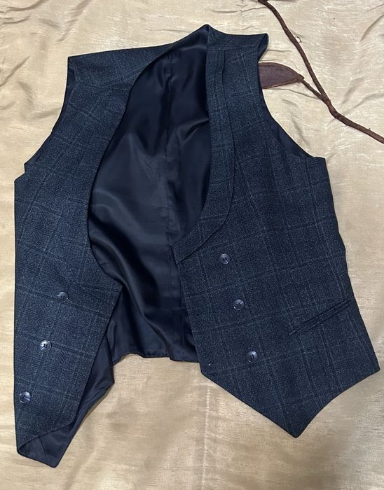 Продам красивый костюм