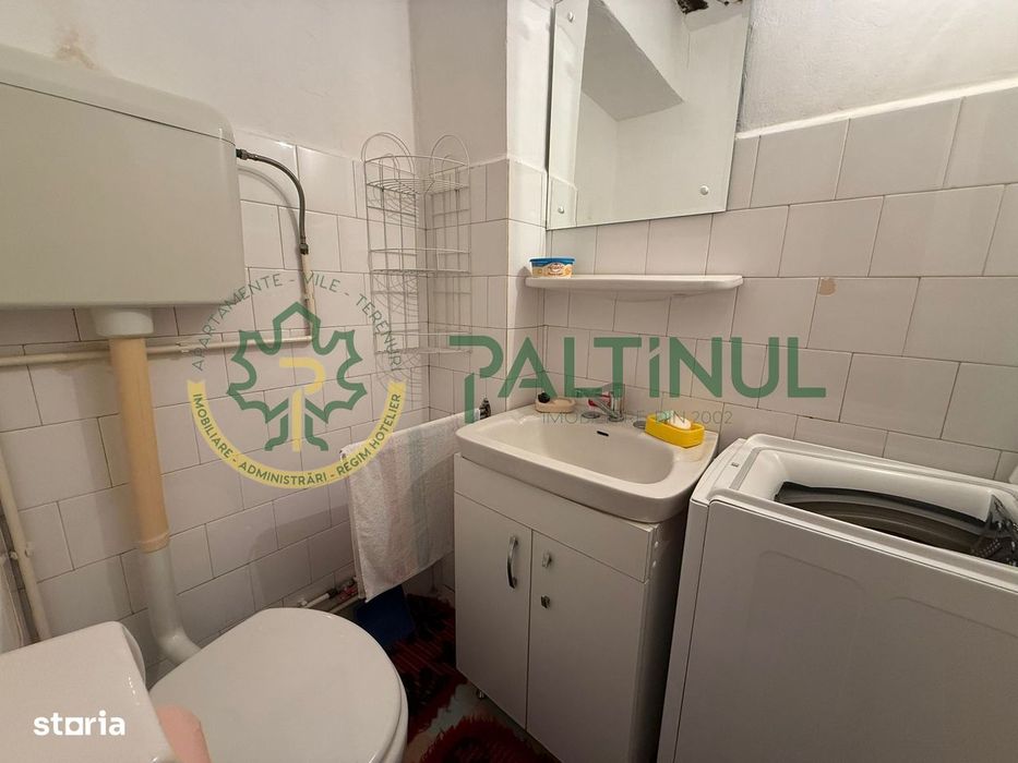 Apartament de inchiriat, 3 camere decomandate, 2 băi, str. Nicolae Ior