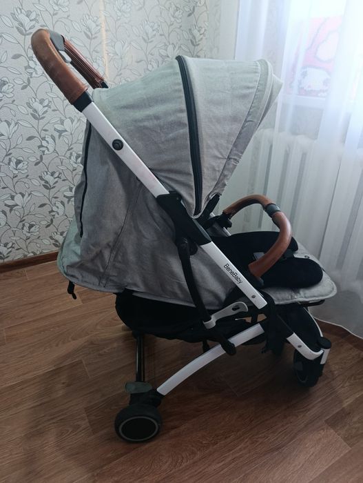 Продам детскую коляску б/у